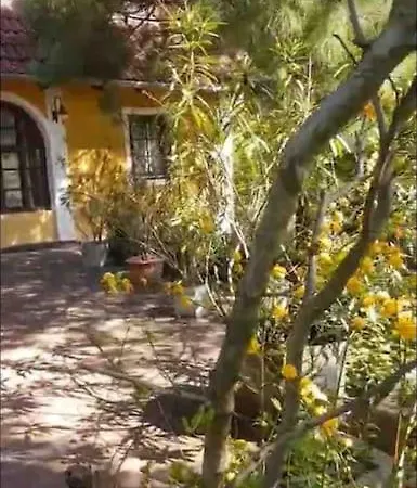 Kertbol A Hegyre Nyaralohaz بيت للعطل Mindszentkálla