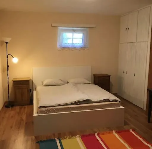 Kertbol A Hegyre Nyaralohaz * Mindszentkálla