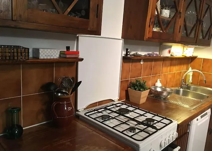 Kertbol A Hegyre Nyaralohaz